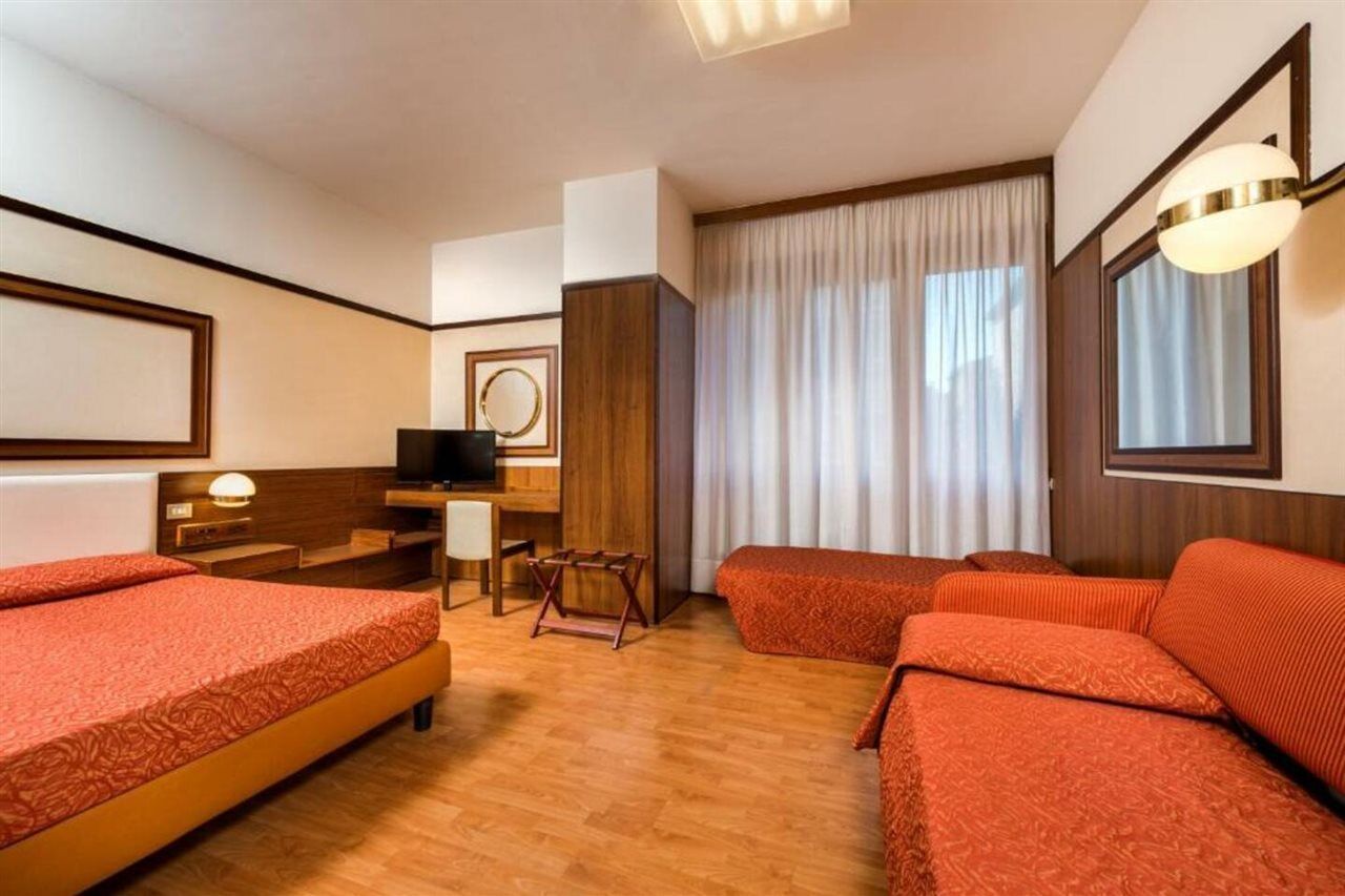 Grand Hotel Elite Bologna Esterno foto