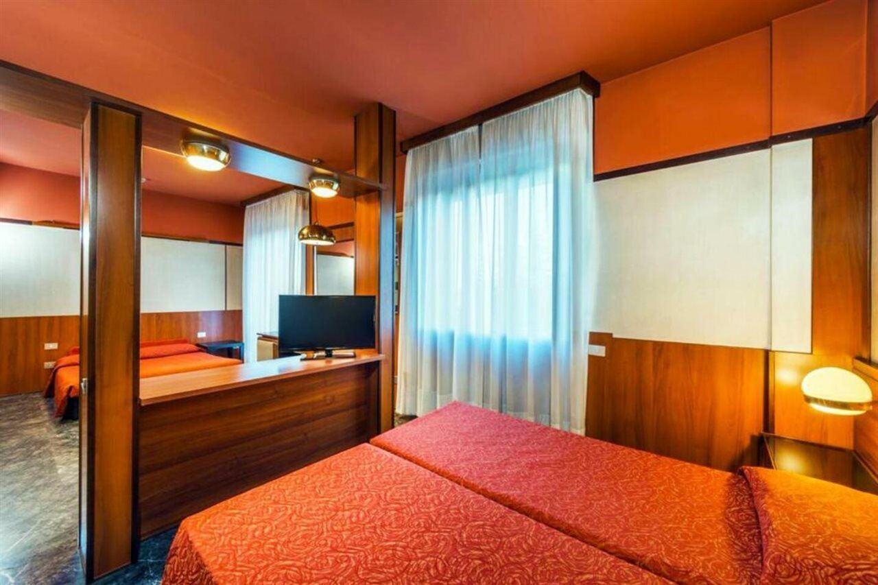 Grand Hotel Elite Bologna Esterno foto