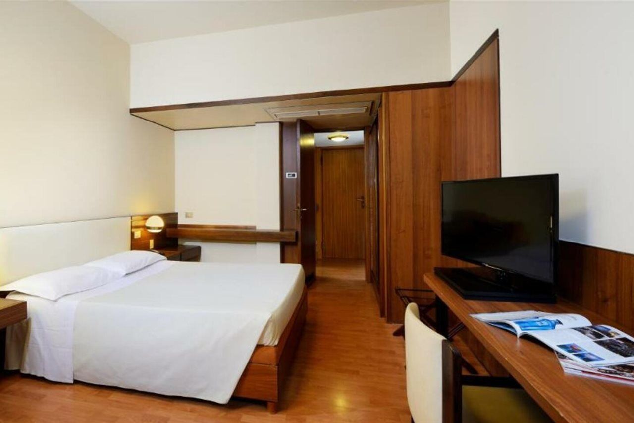Grand Hotel Elite Bologna Esterno foto